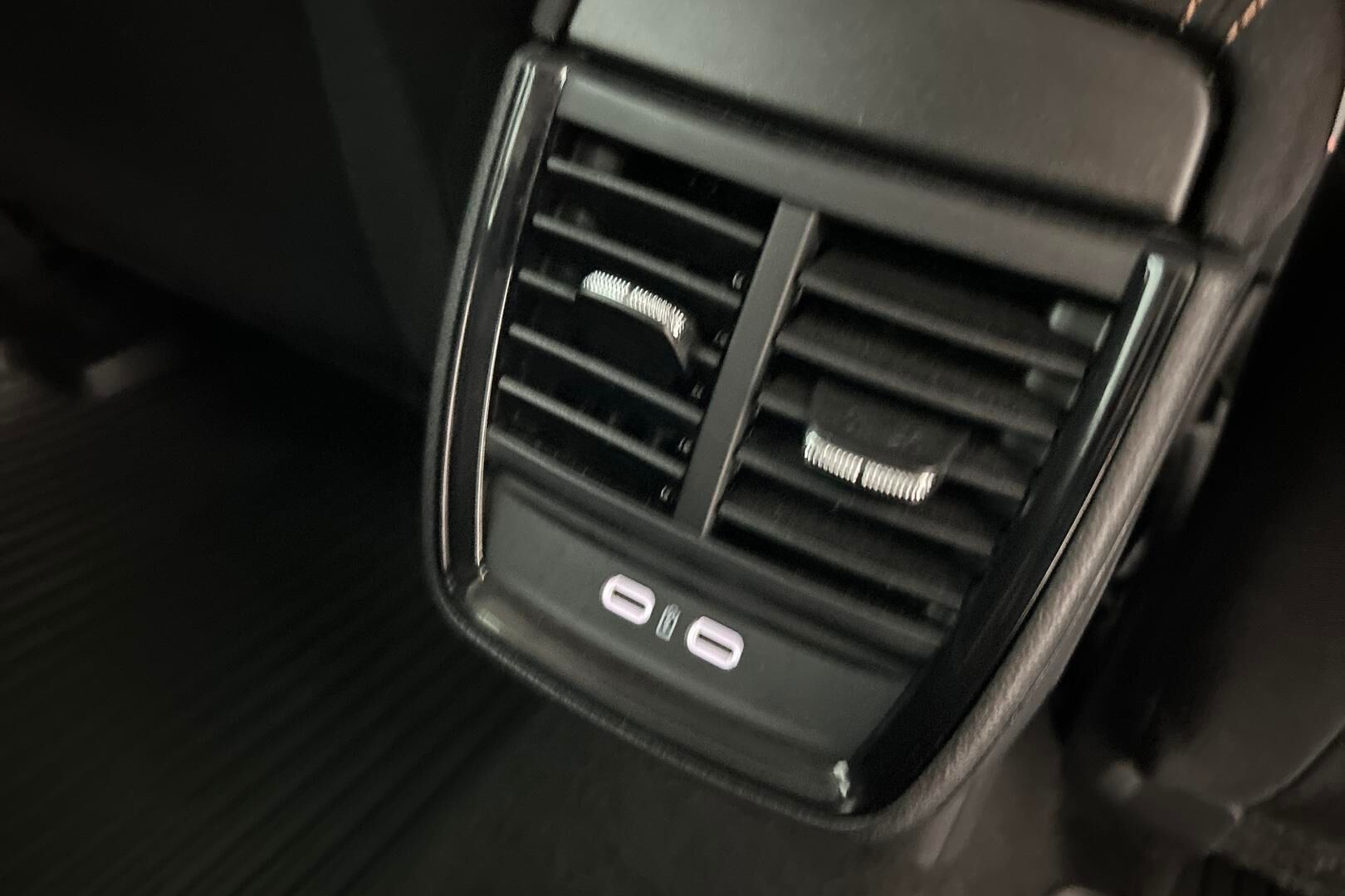 Skoda Scala iso kuva 13