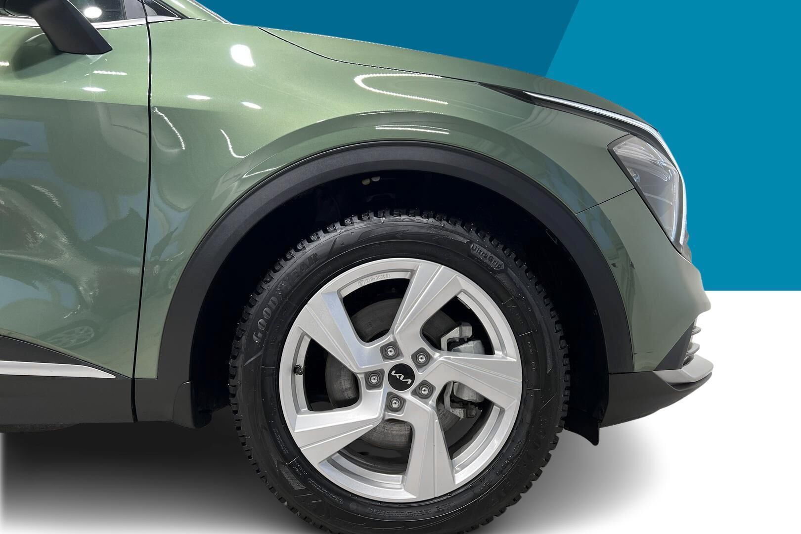 Kia Sportage iso kuva 12