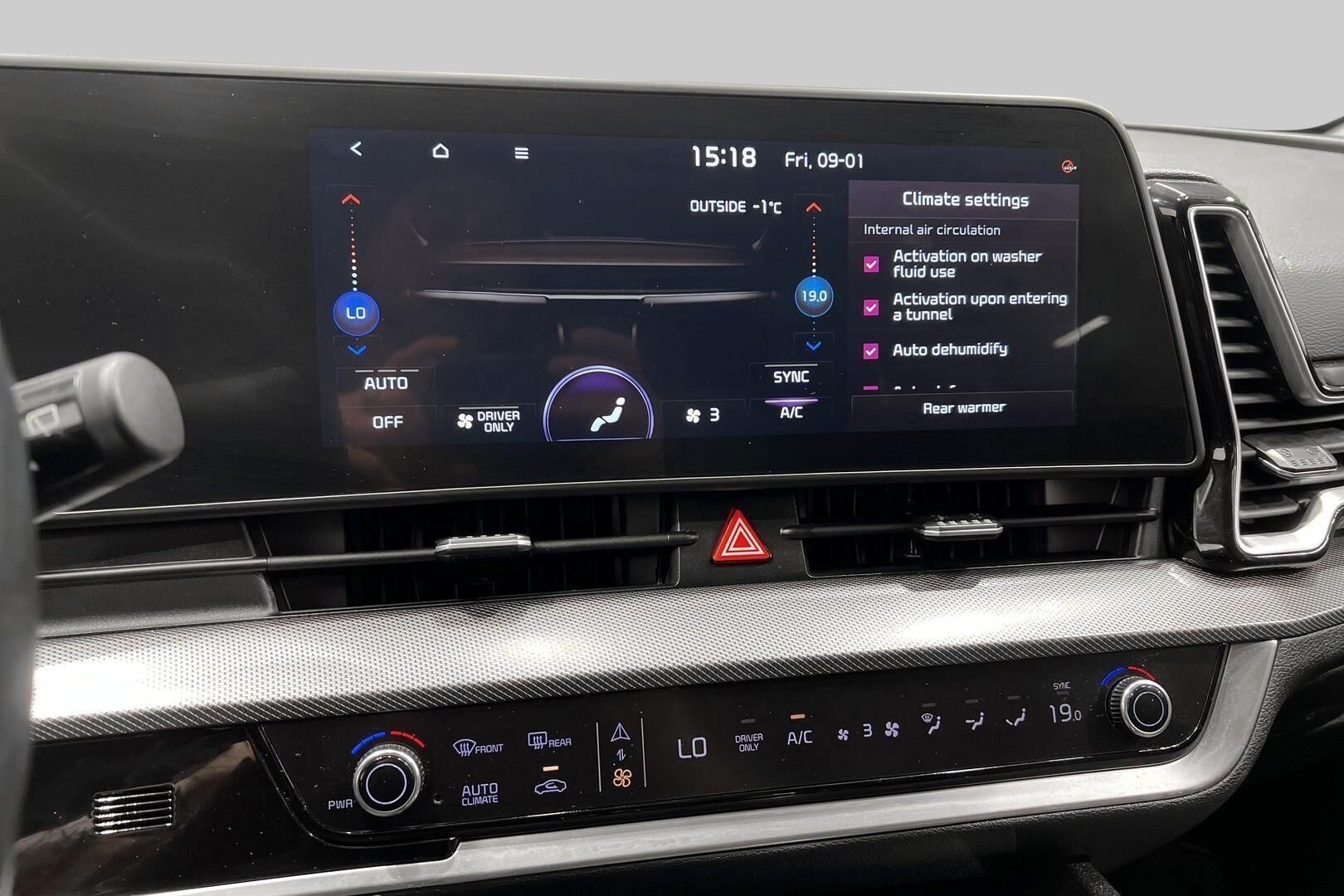 Kia Sportage iso kuva 16