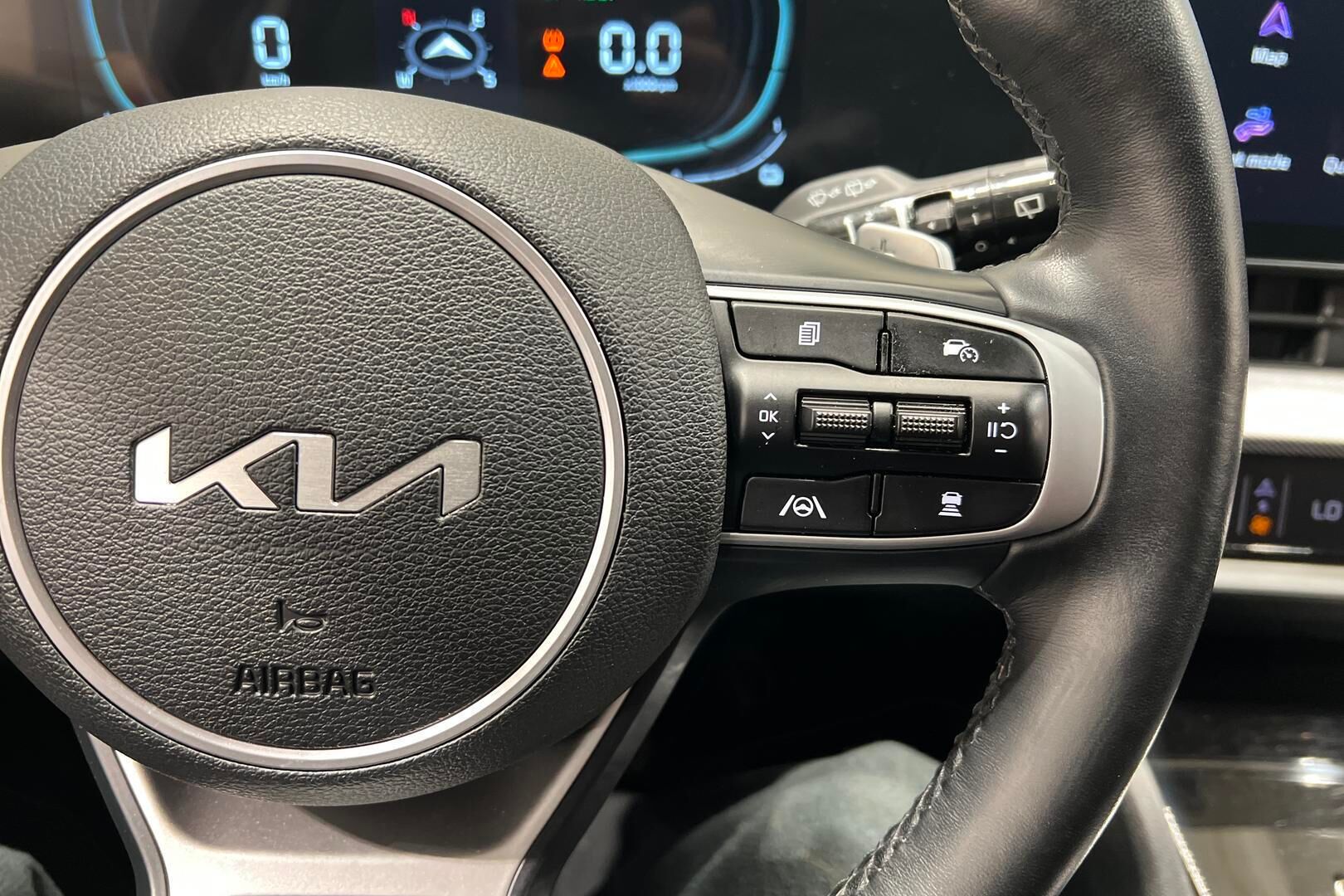 Kia Sportage iso kuva 18