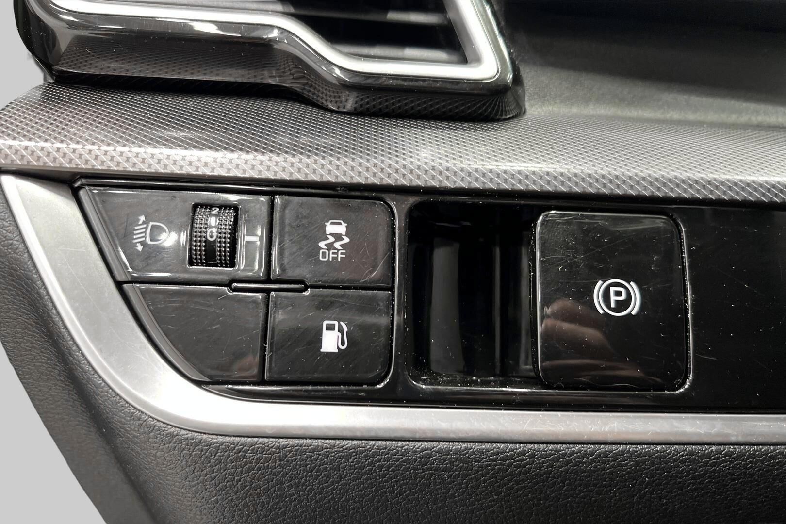 Kia Sportage iso kuva 20