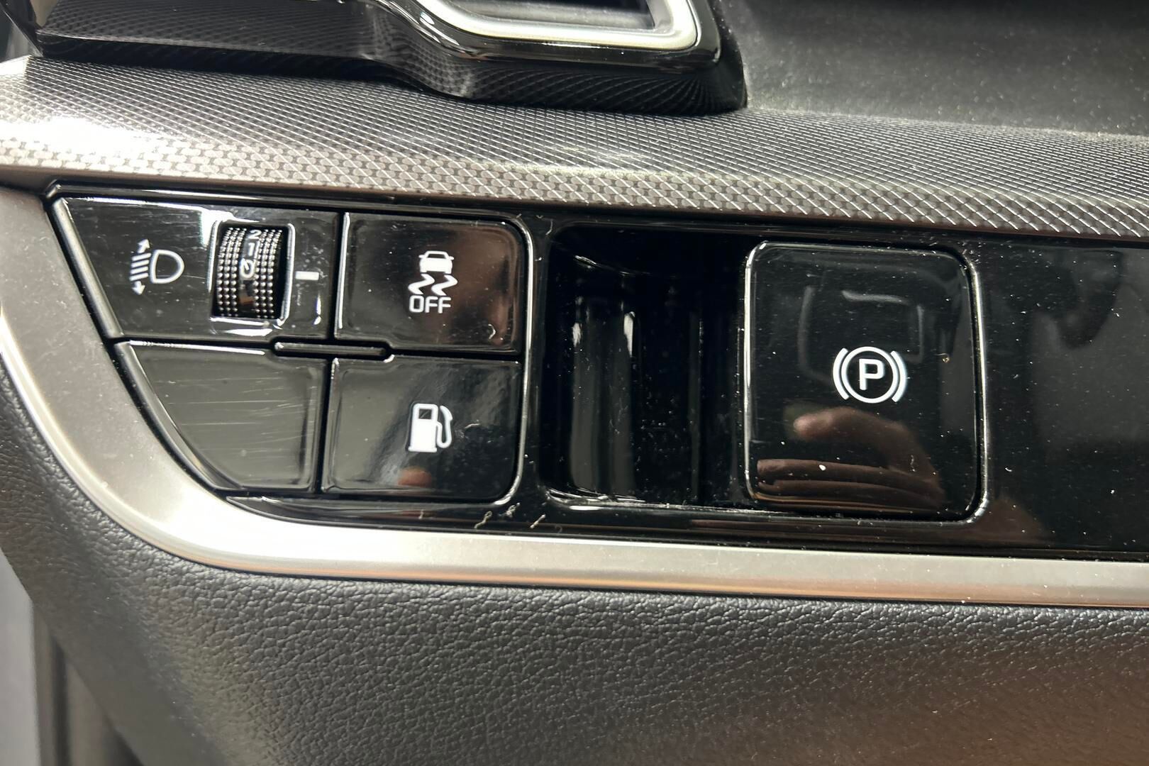 Kia Sportage iso kuva 19