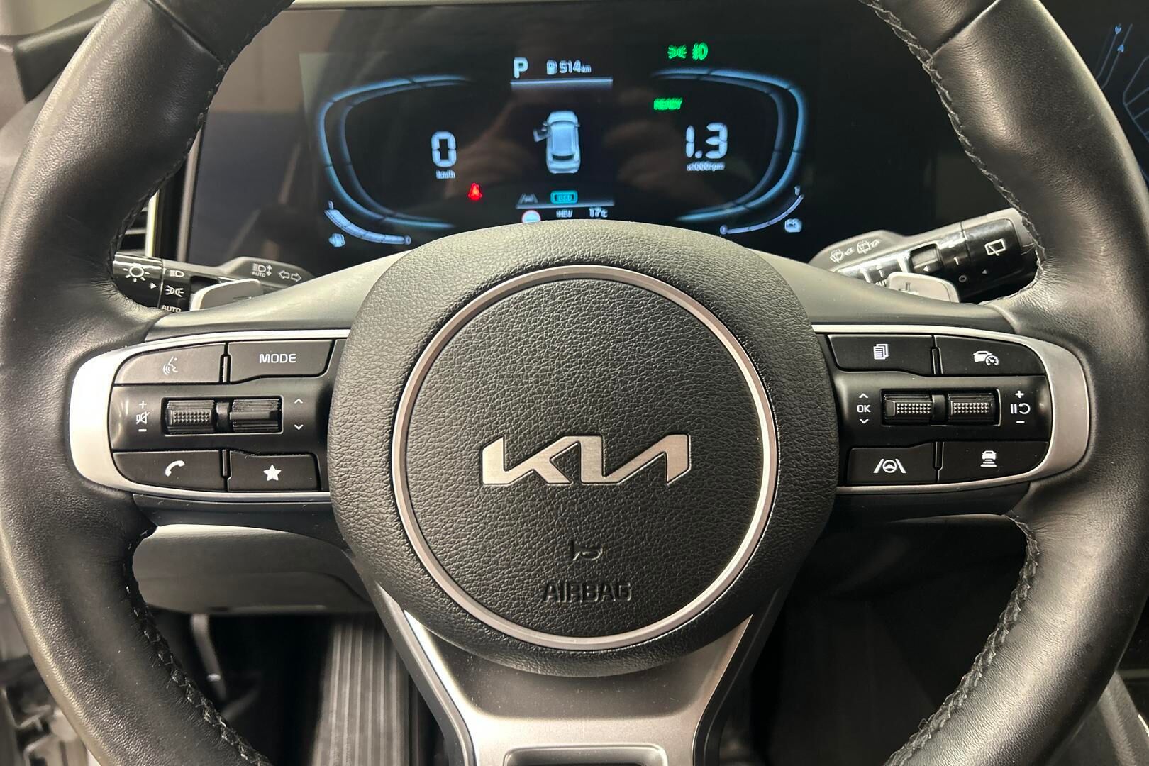 KIA Sportage iso kuva 24