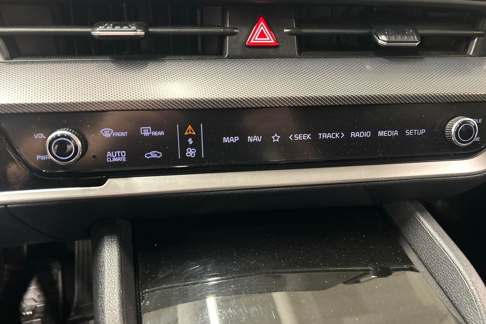 KIA Sportage iso kuva 18