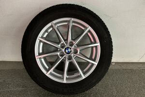 BMW i4 esikatselu 13