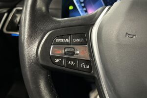 BMW i4 esikatselu 18