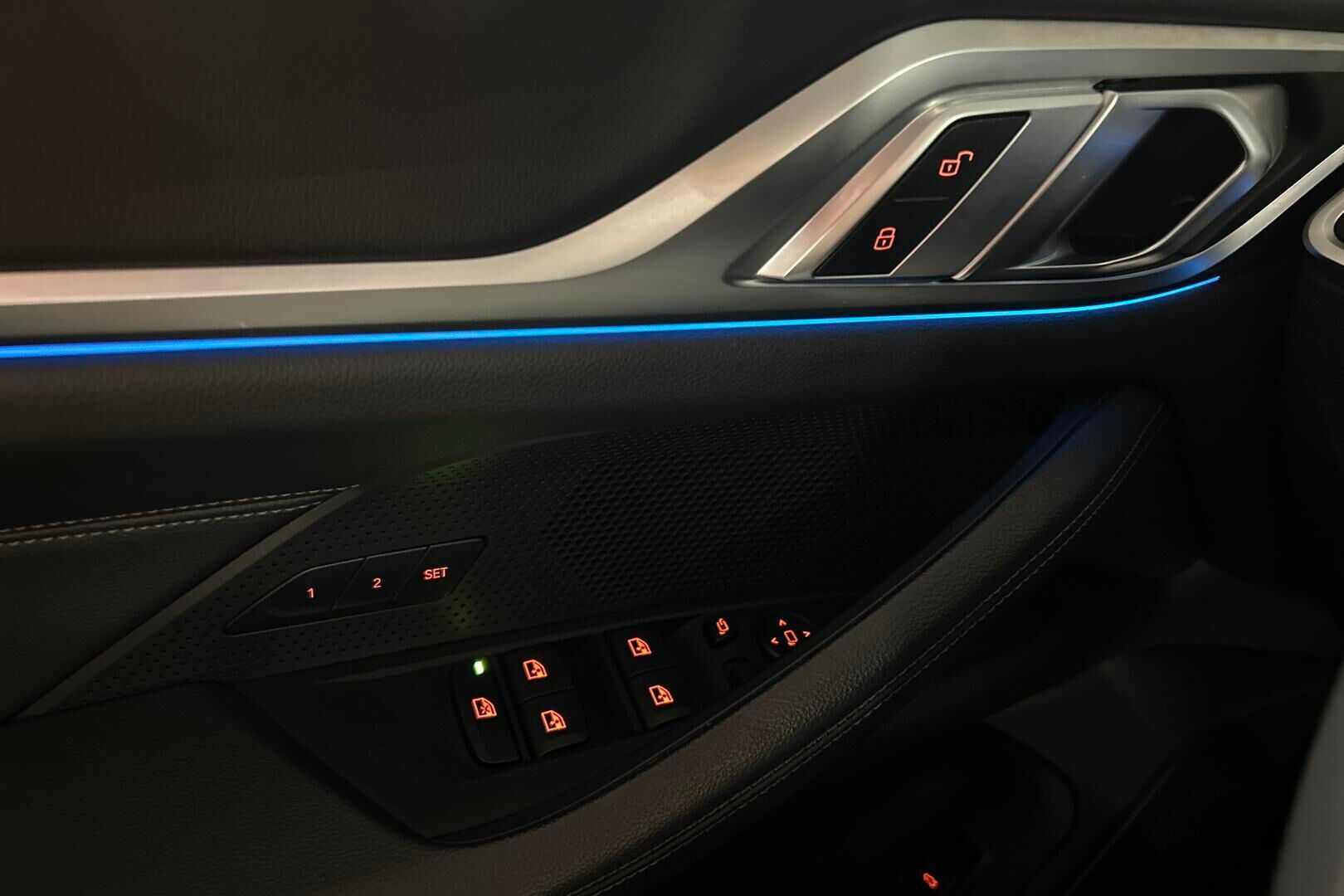 BMW i4 iso kuva 22