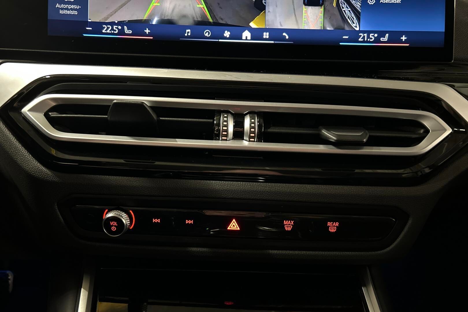 BMW i4 iso kuva 31