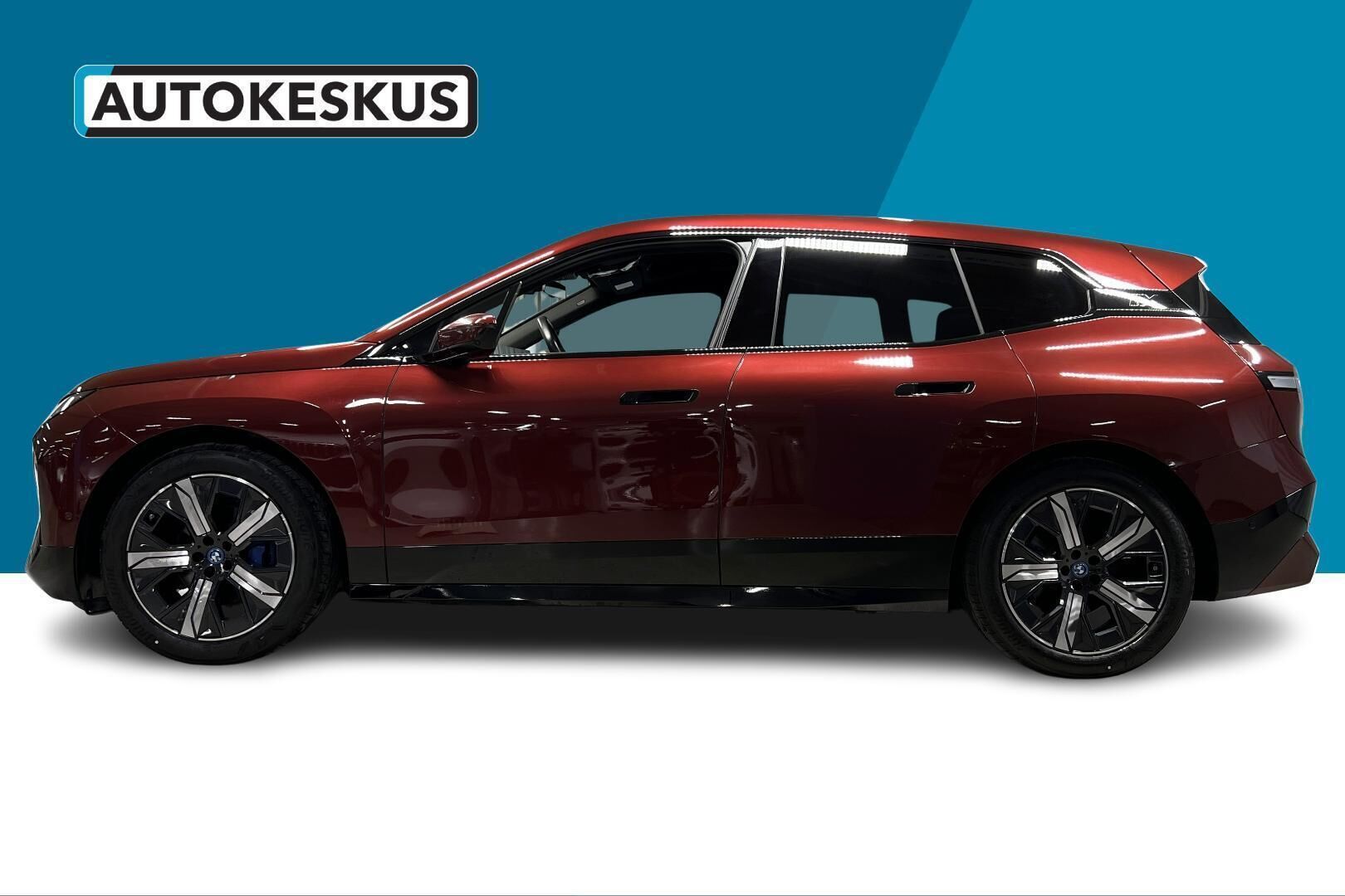 BMW IX iso kuva 7
