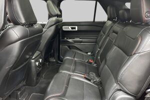 Ford Explorer esikatselu 9