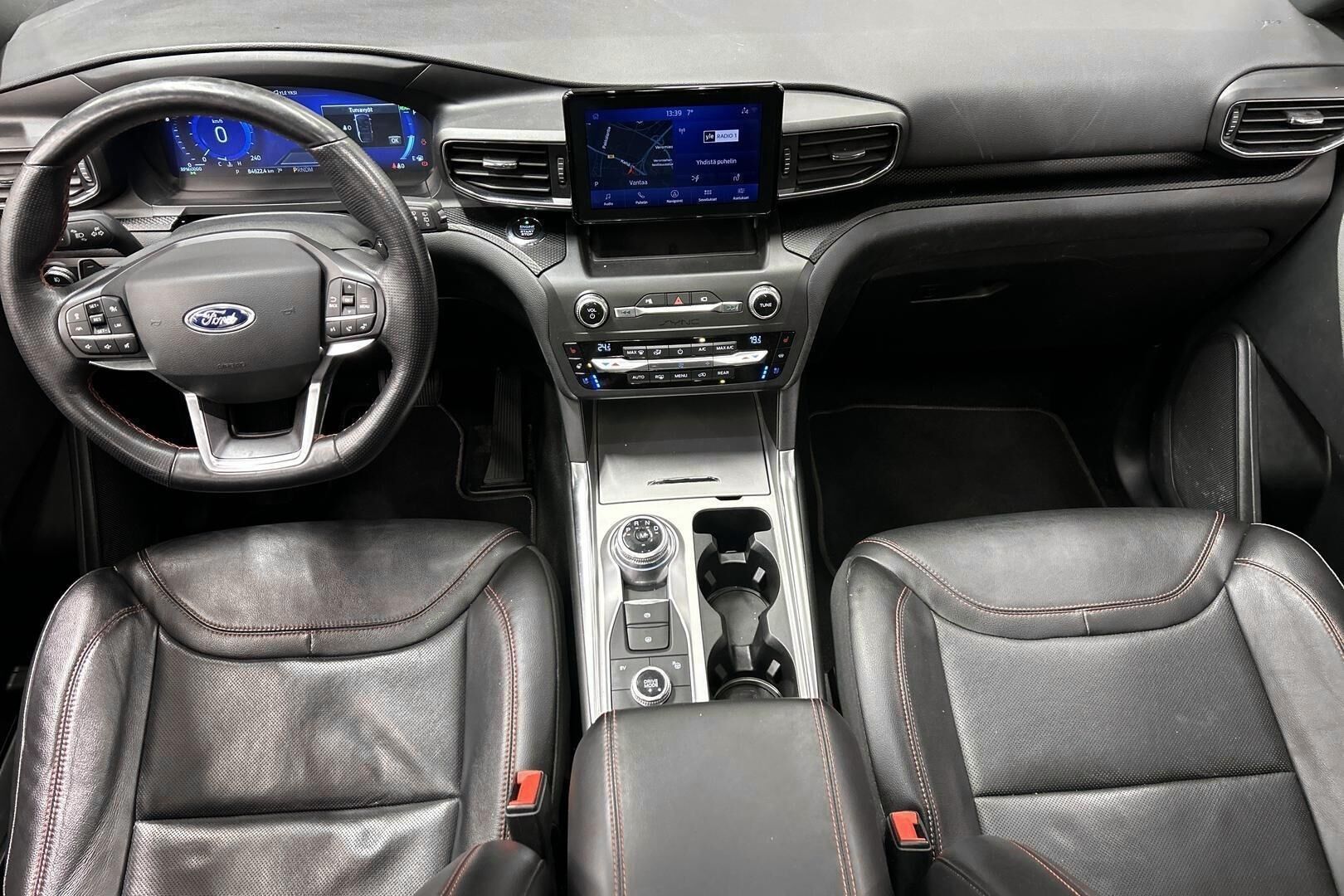 Ford Explorer iso kuva 23