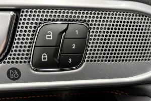 Ford Explorer esikatselu 13