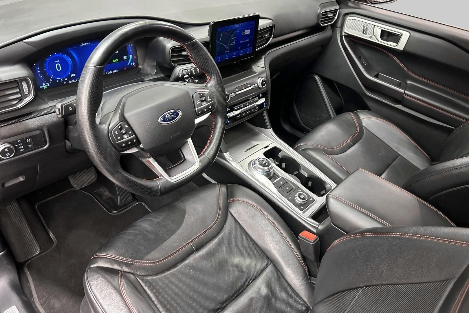 Ford Explorer iso kuva 22