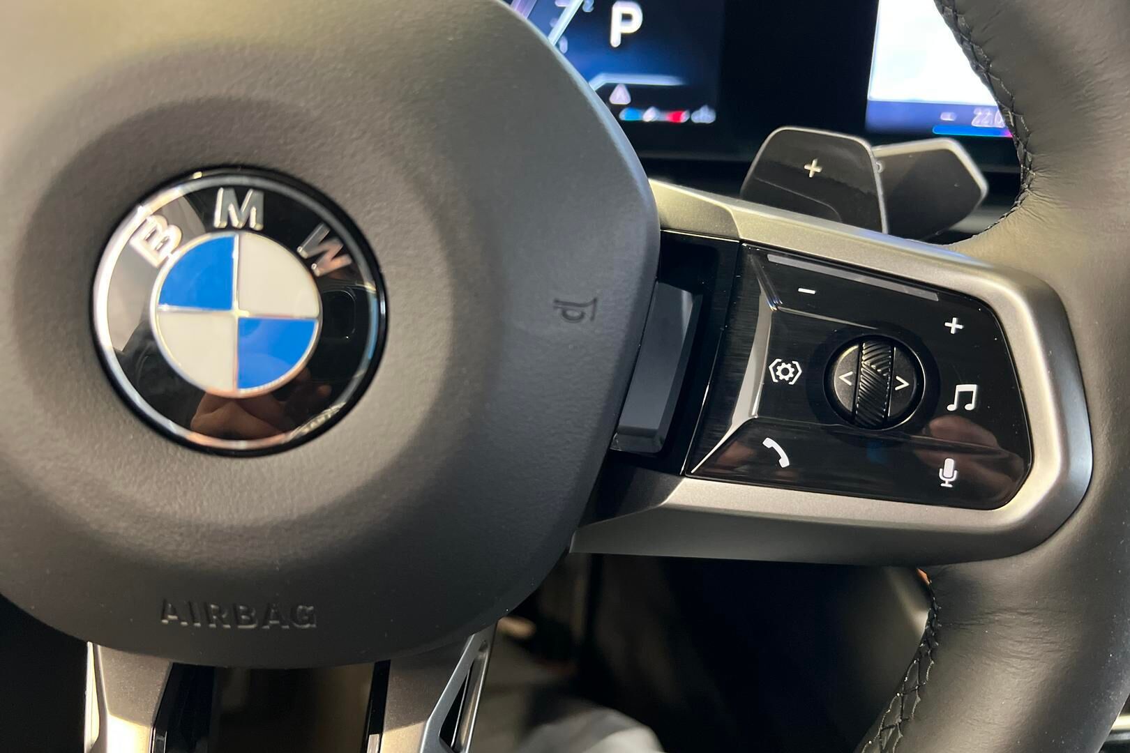 BMW 5-sarja iso kuva 25