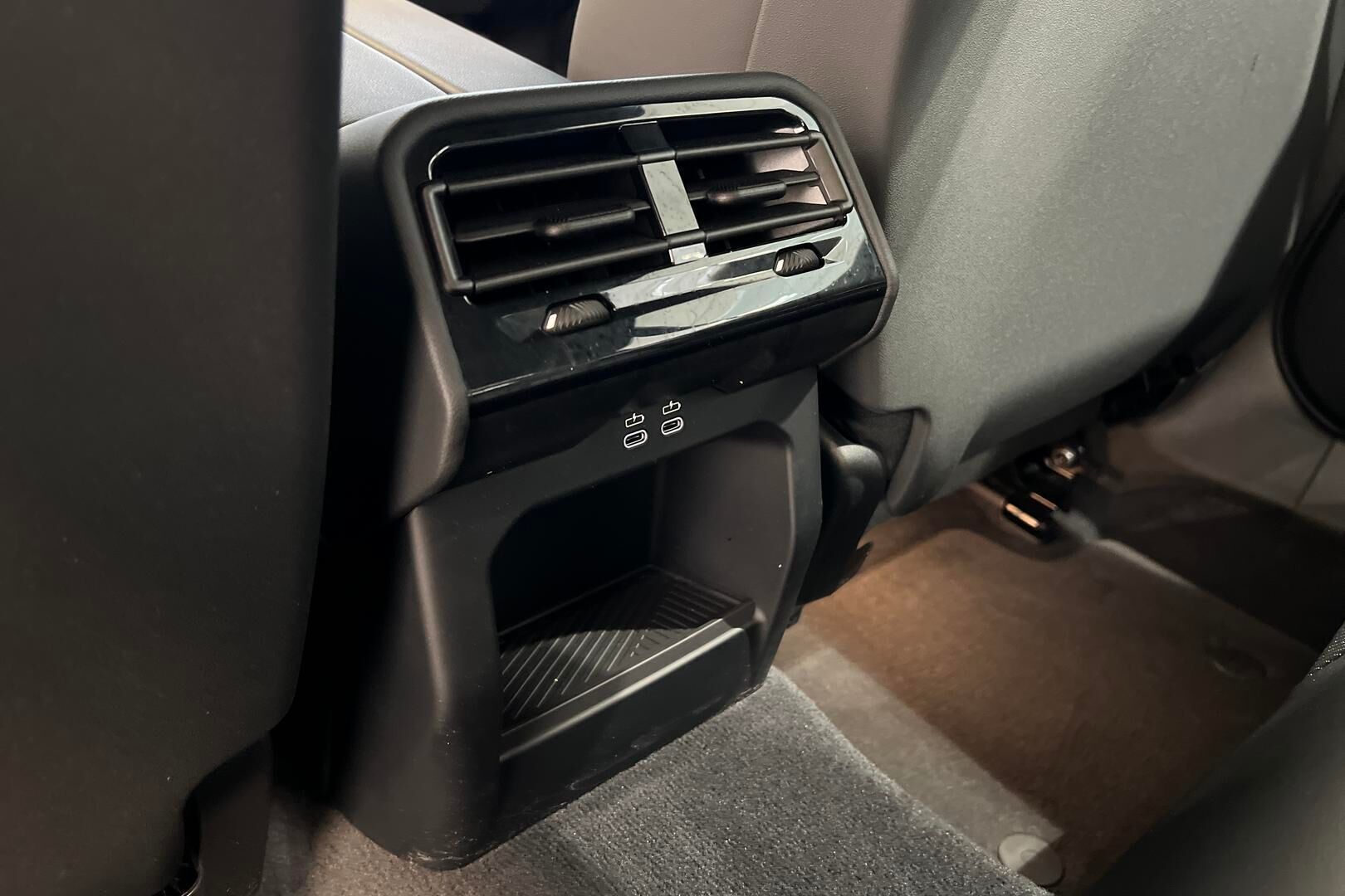 BMW 5-sarja iso kuva 32