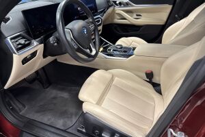 BMW i4 esikatselu 9