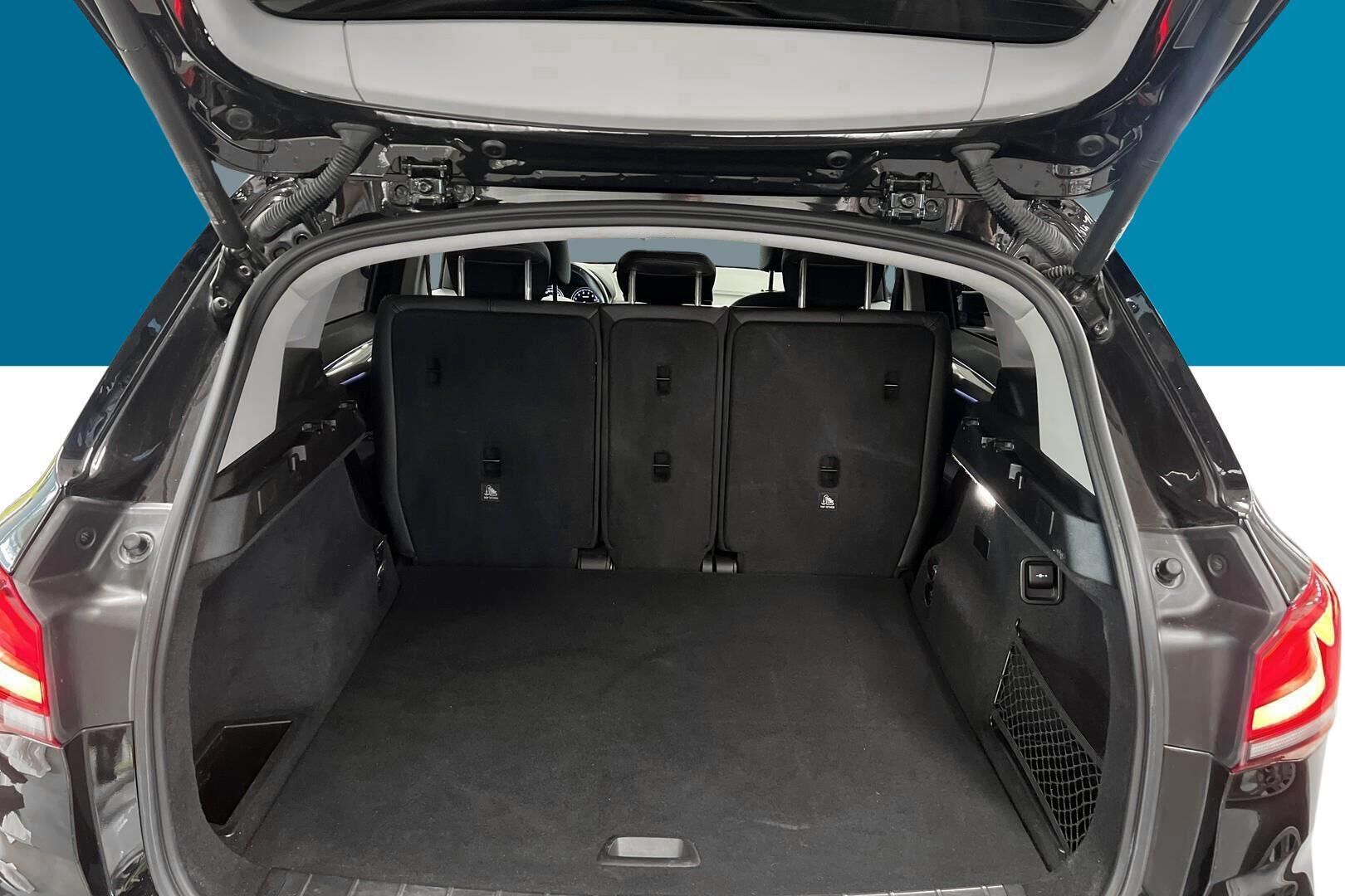 BMW X1 iso kuva 12