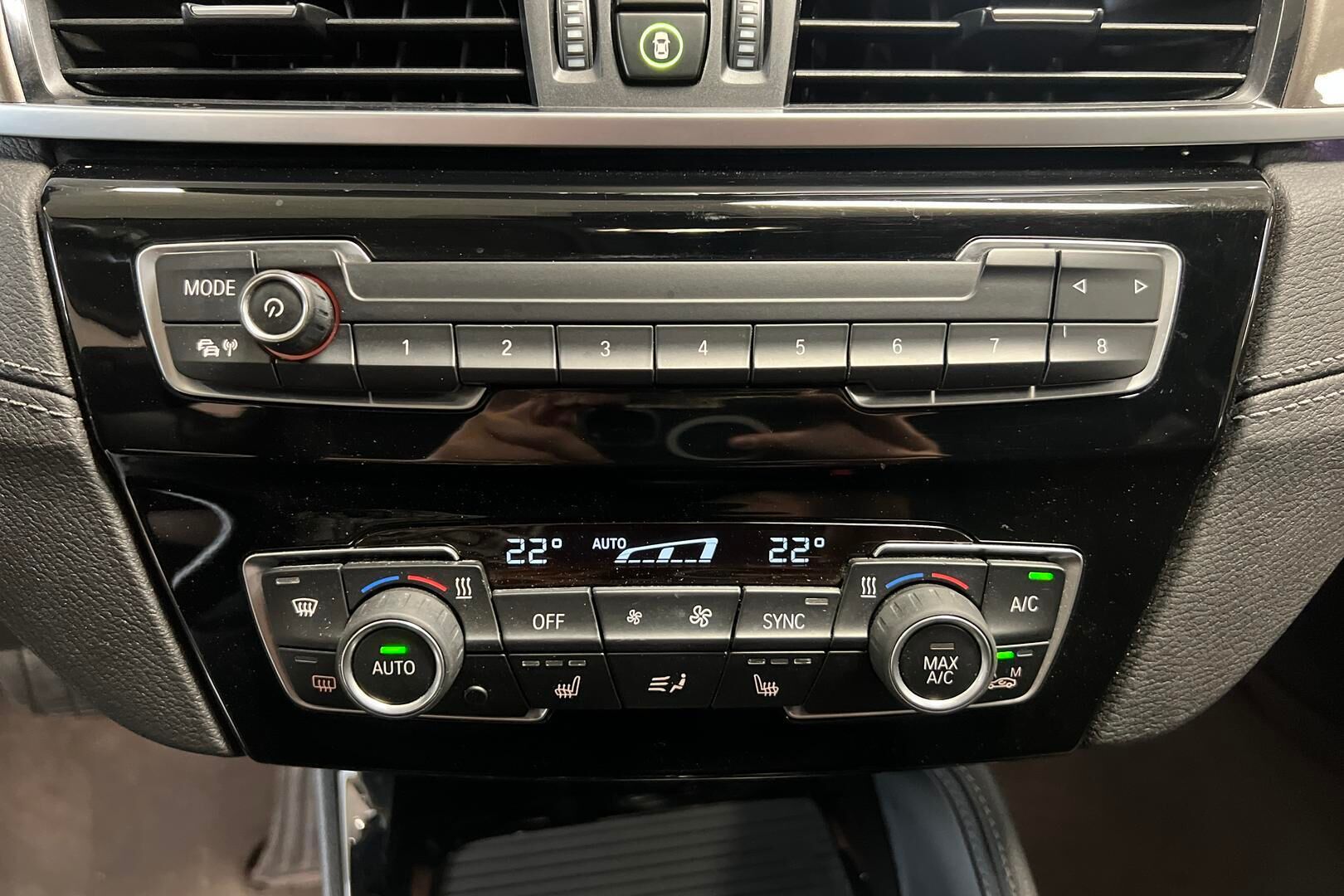BMW X1 iso kuva 21