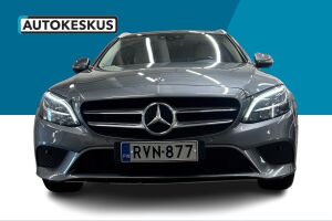 Mercedes-Benz C esikatselu 2
