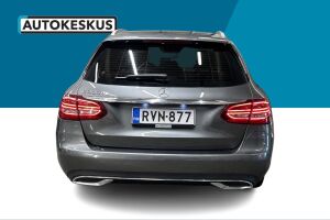 Mercedes-Benz C esikatselu 6