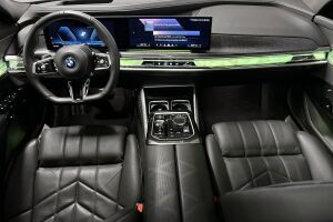 BMW i7 esikatselu 10