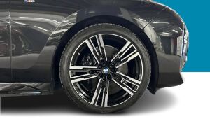 BMW i7 esikatselu 12