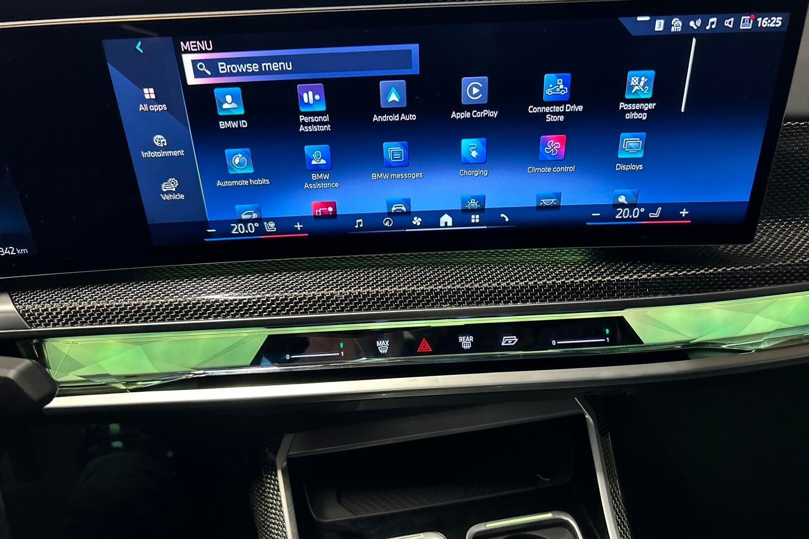 BMW i7 iso kuva 15