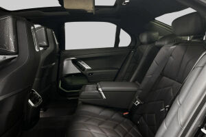 BMW i7 esikatselu 9
