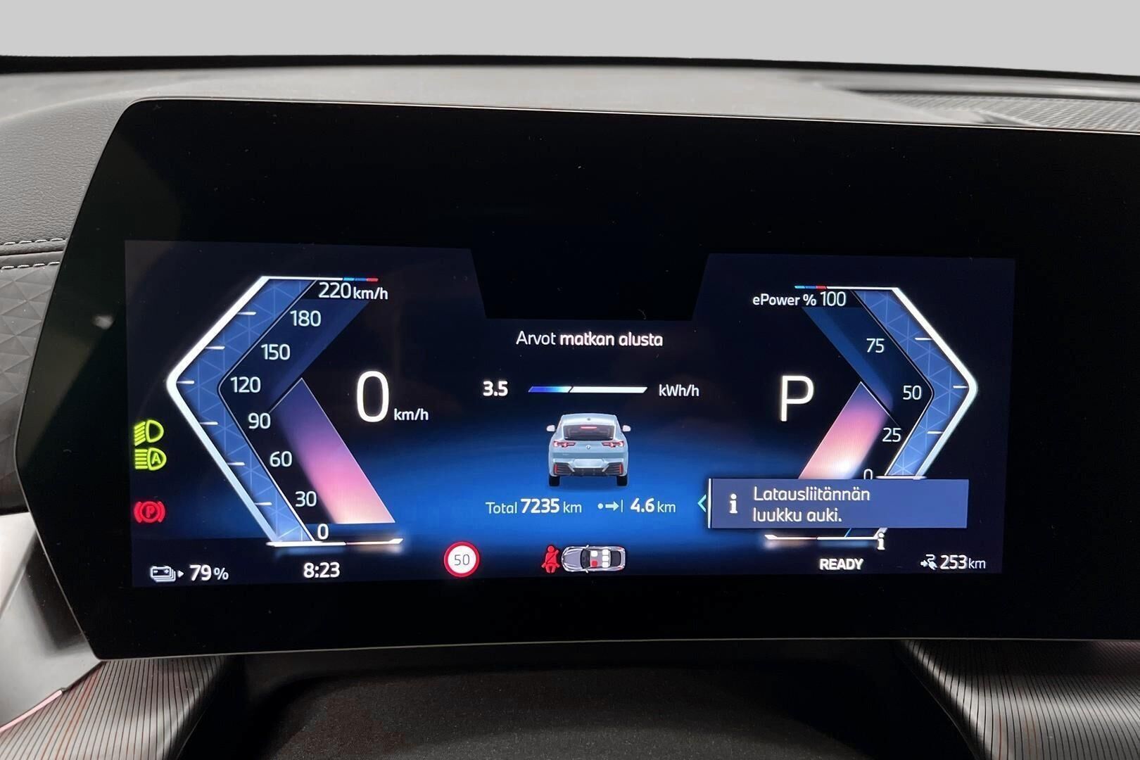 BMW iX2 iso kuva 13