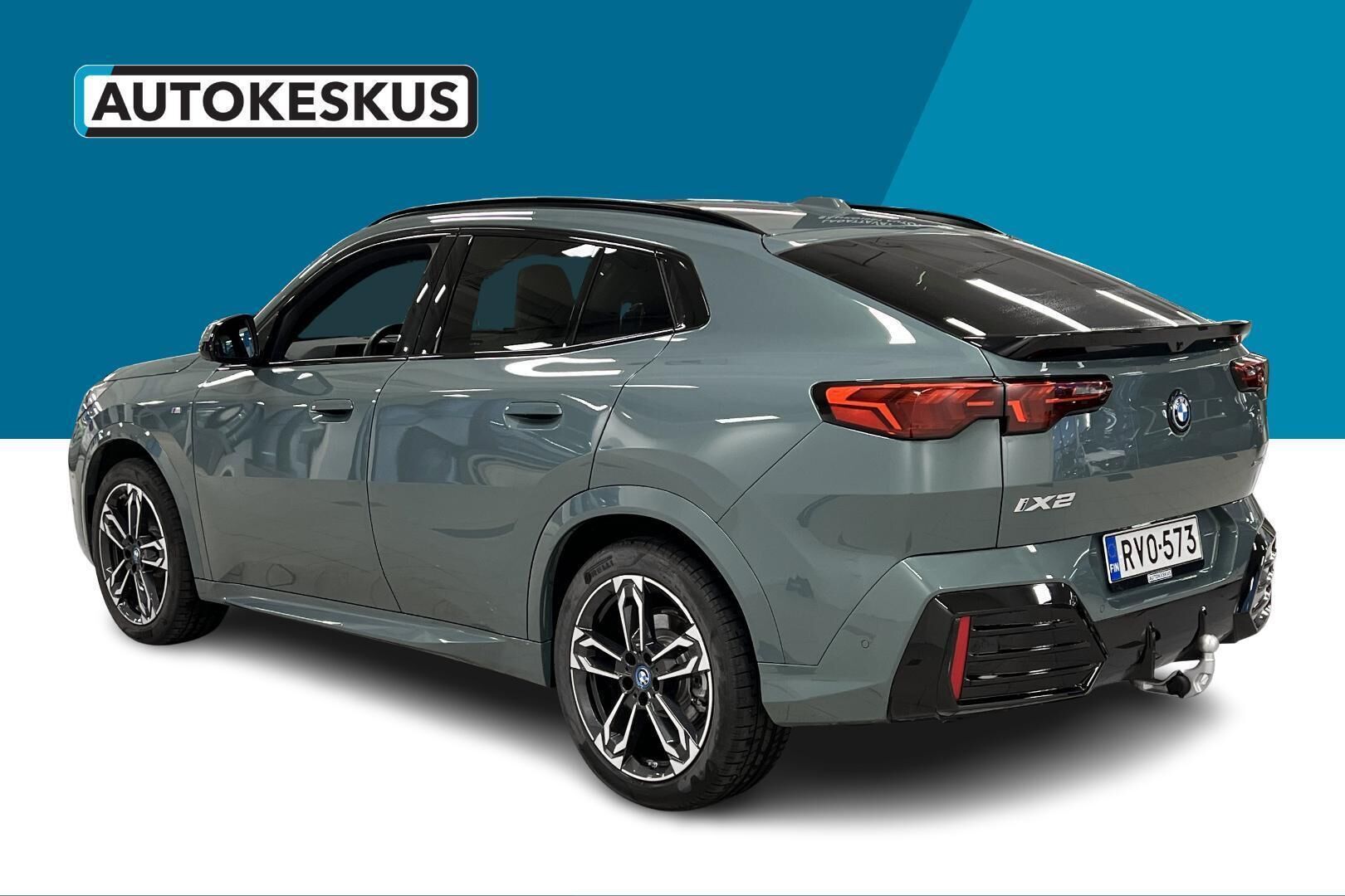 BMW iX2 iso kuva 6