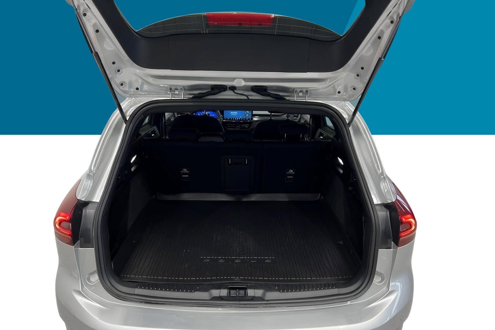 Ford Focus iso kuva 17