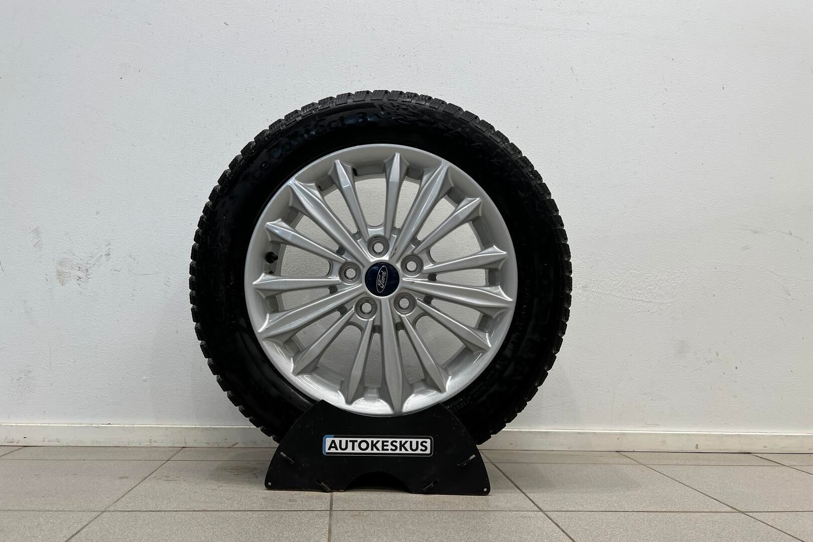 Ford Focus iso kuva 28