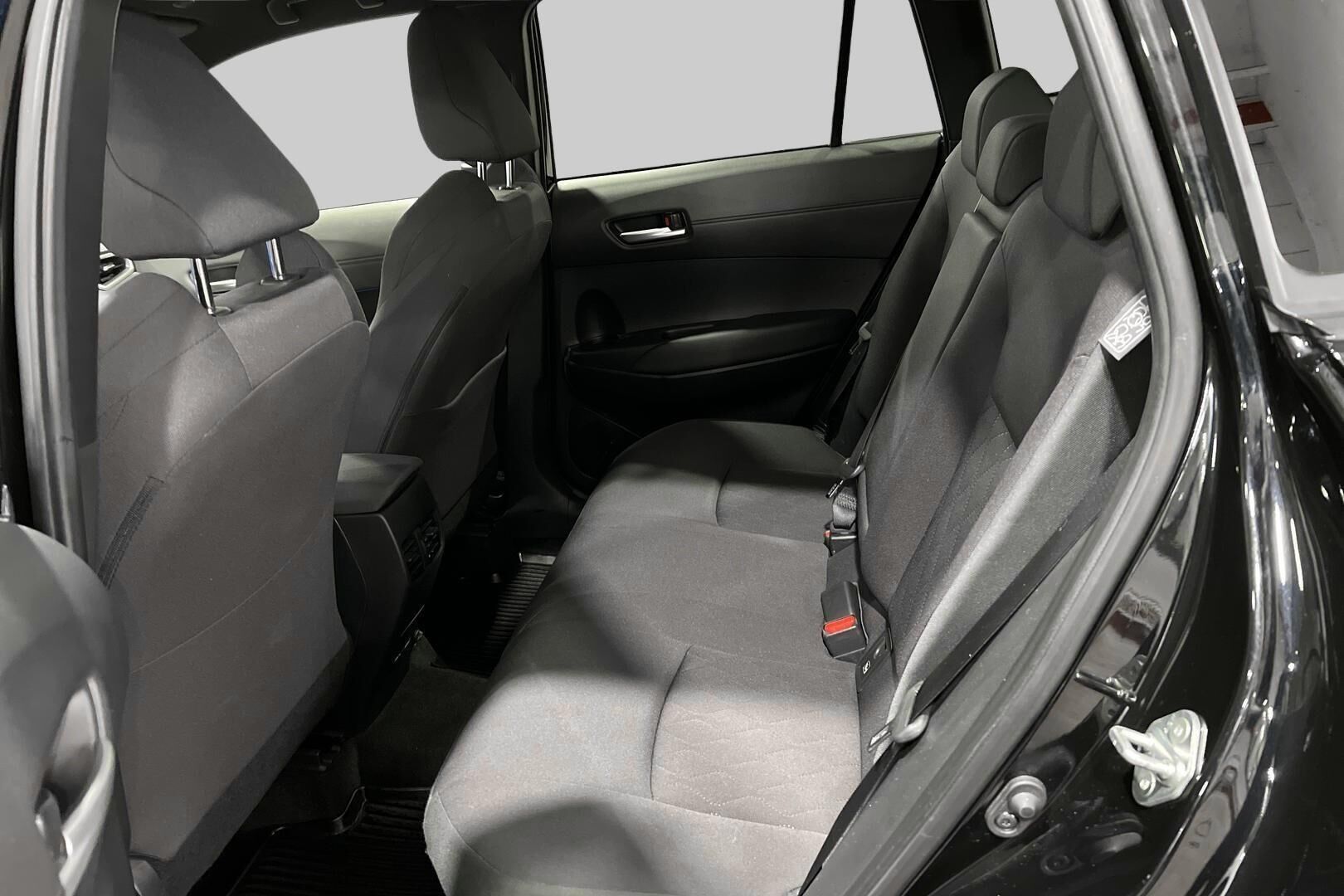 Toyota Corolla Cross iso kuva 10