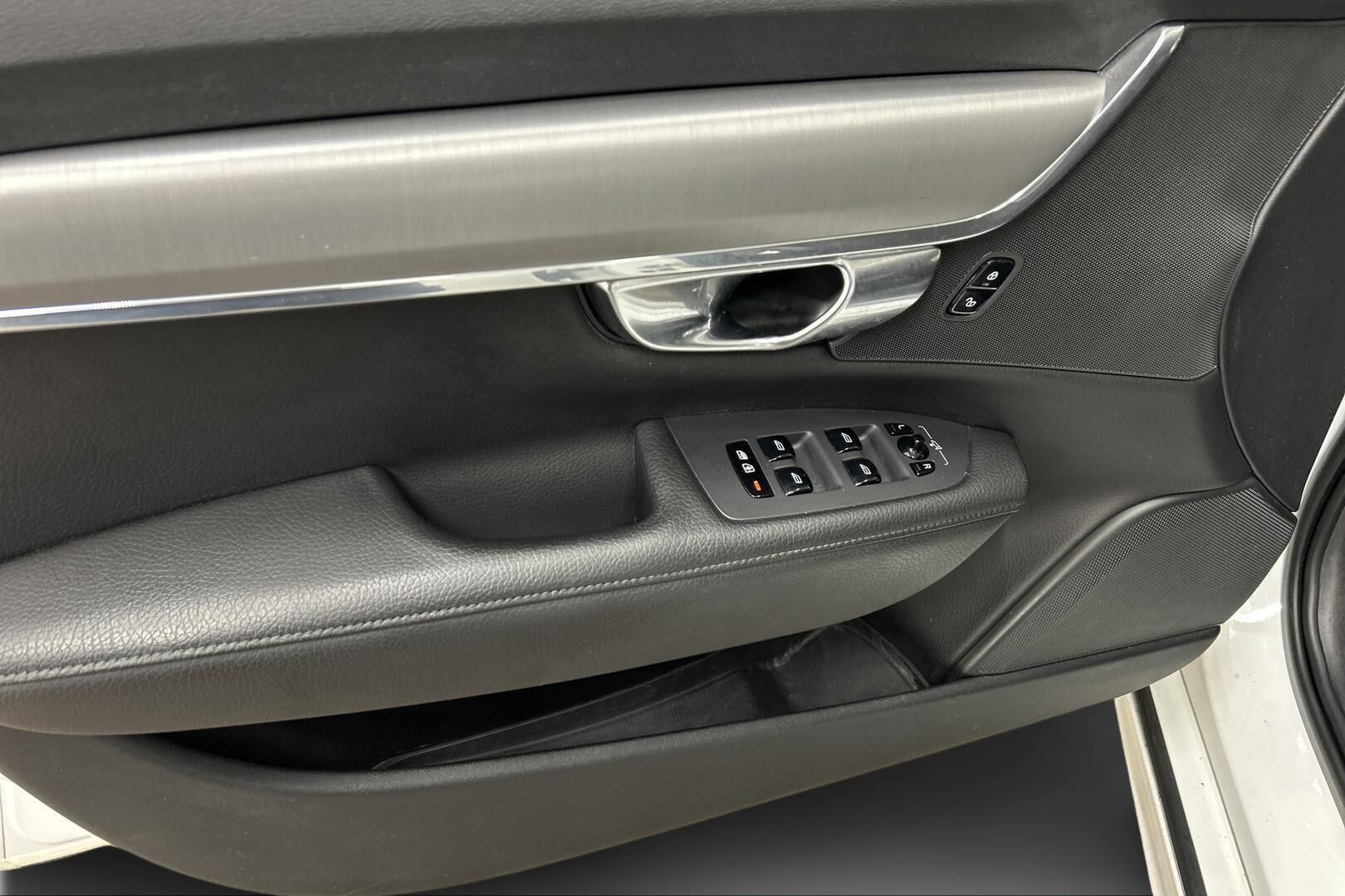 Volvo V90 iso kuva 13