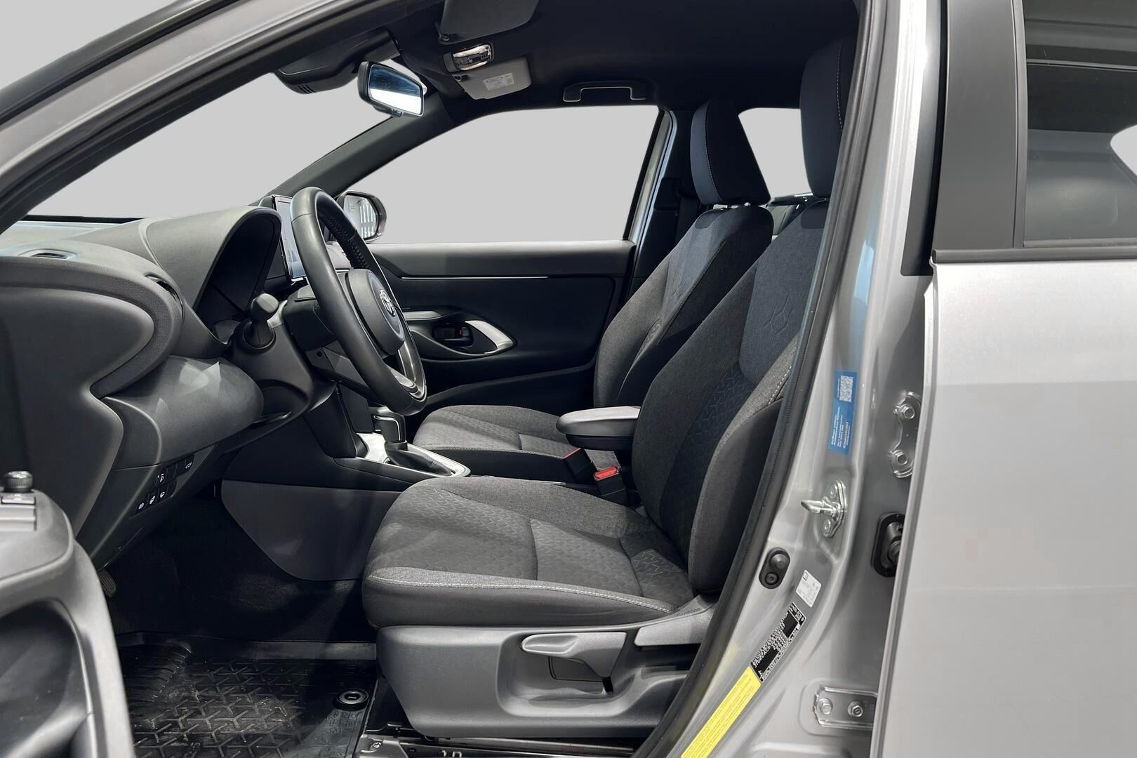 Toyota Yaris Cross iso kuva 9