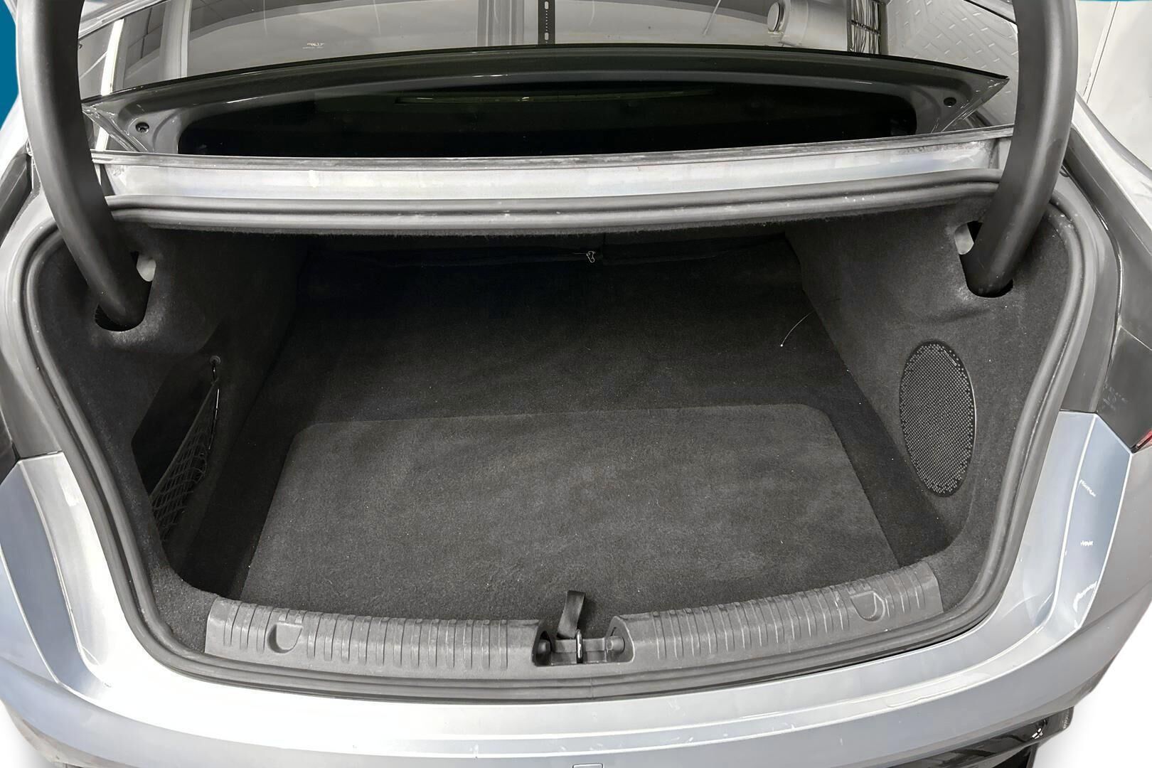 BYD Seal iso kuva 14