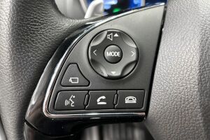 Mitsubishi Eclipse Cross esikatselu 25