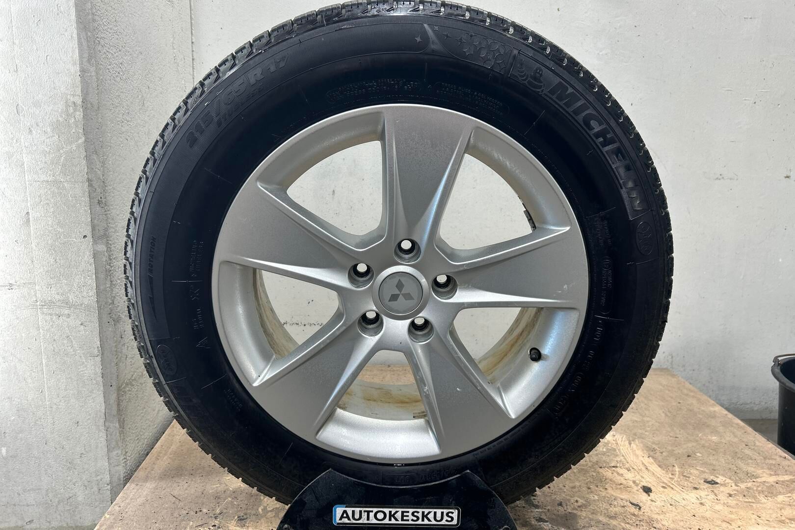 Mitsubishi Eclipse Cross iso kuva 13