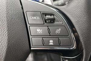 Mitsubishi Eclipse Cross esikatselu 16