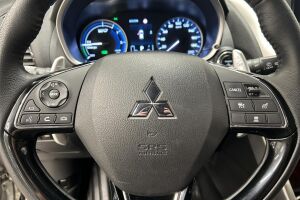 Mitsubishi Eclipse Cross esikatselu 17