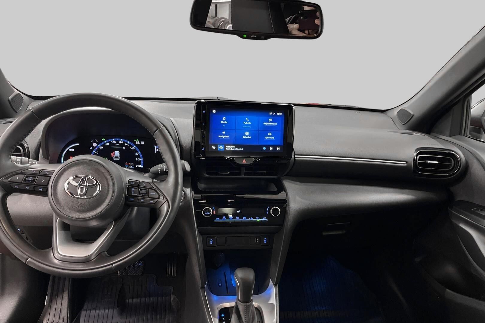 Toyota Yaris Cross iso kuva 10