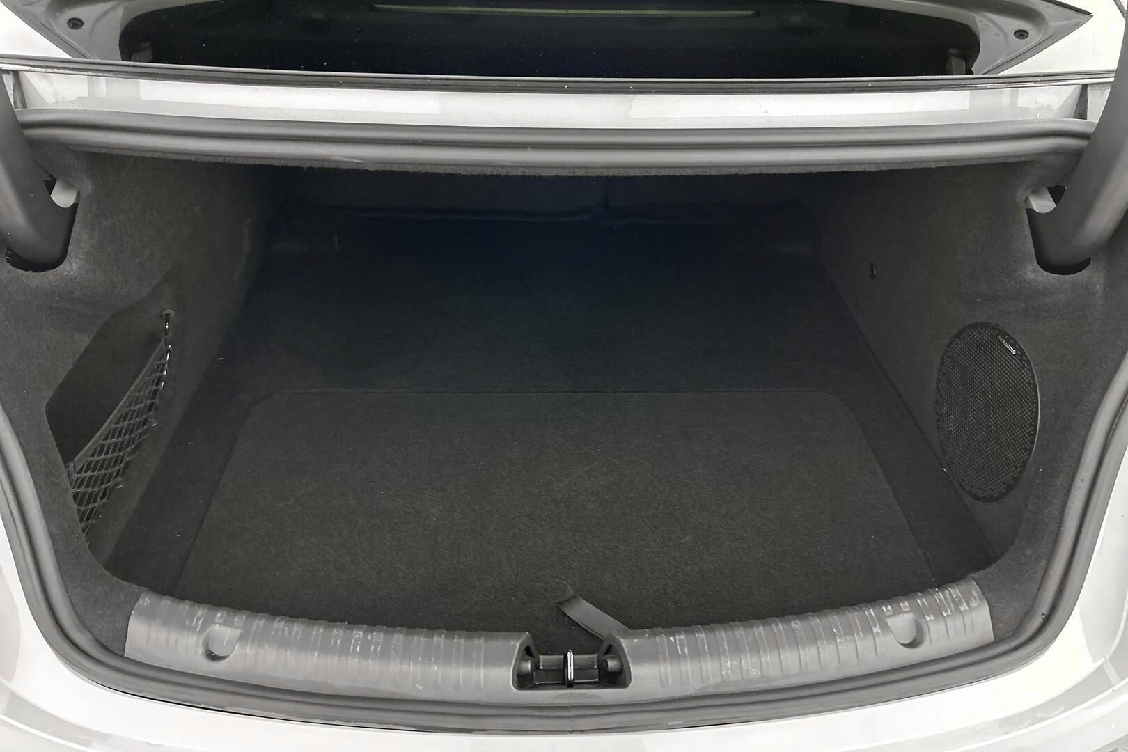 BYD Seal iso kuva 10