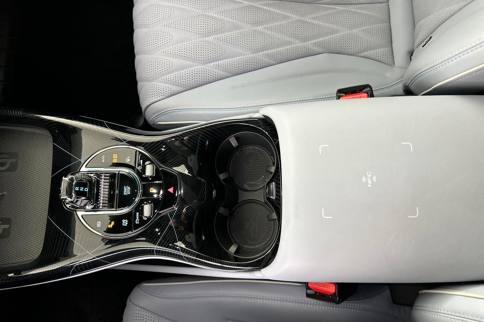 BYD Seal iso kuva 20