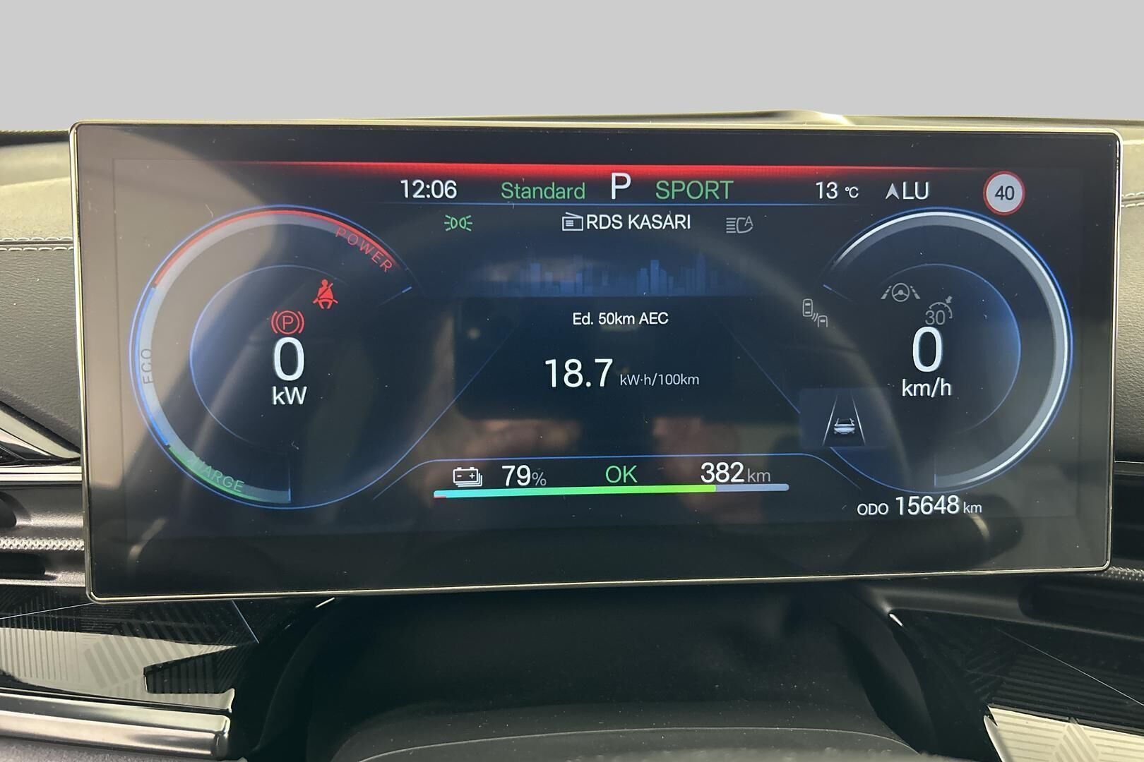 BYD Seal iso kuva 15