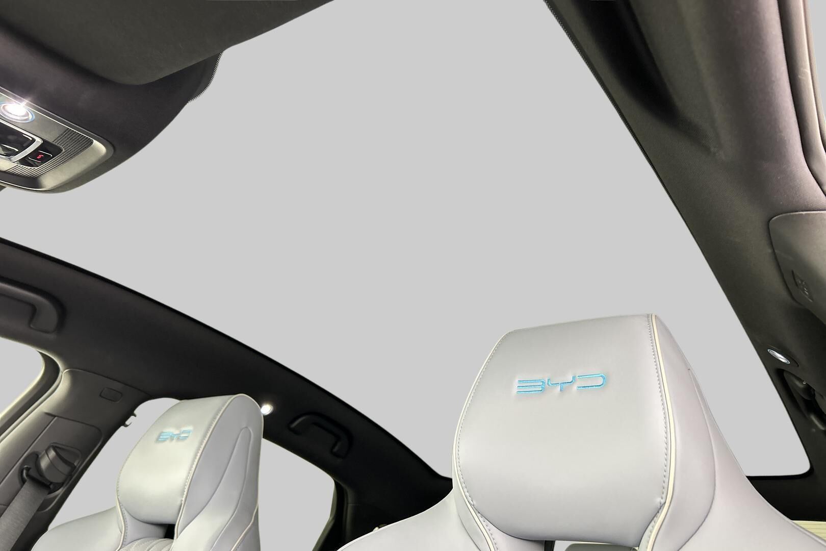 BYD Seal iso kuva 16