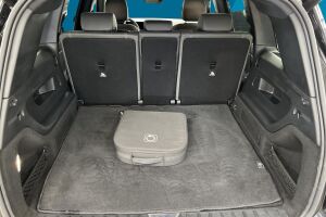 Mercedes-Benz EQB esikatselu 12