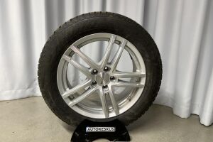 Mercedes-Benz EQB esikatselu 21