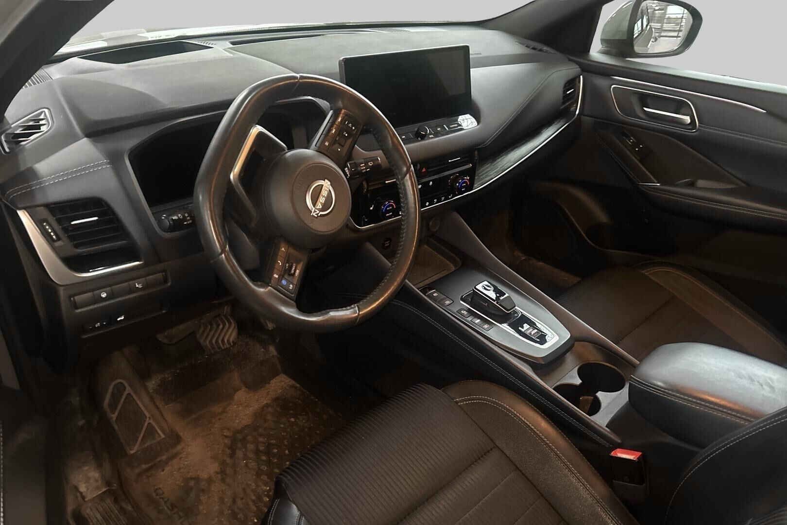 Nissan Qashqai iso kuva 2