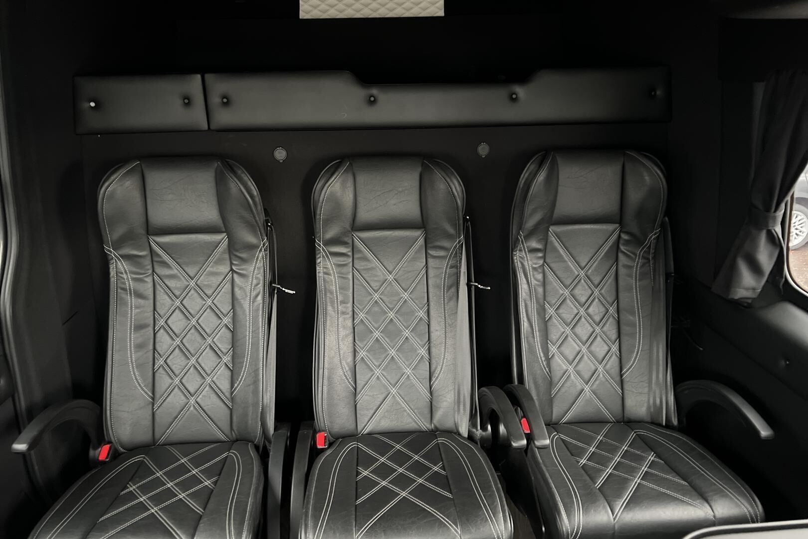 Volkswagen Crafter iso kuva 23