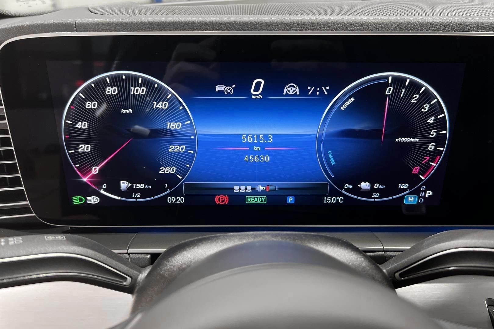 Mercedes-Benz GLE iso kuva 19